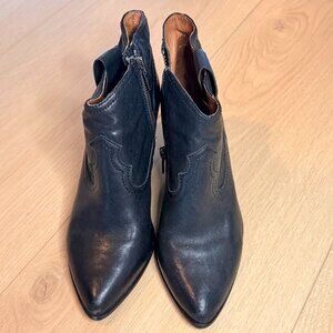 Frye Reina Western Black Leather Short Ankle Bootie Size 6